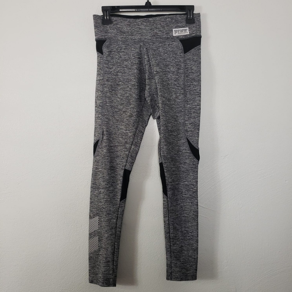 Victoria's Secret Pink Woman's leggings
Size L